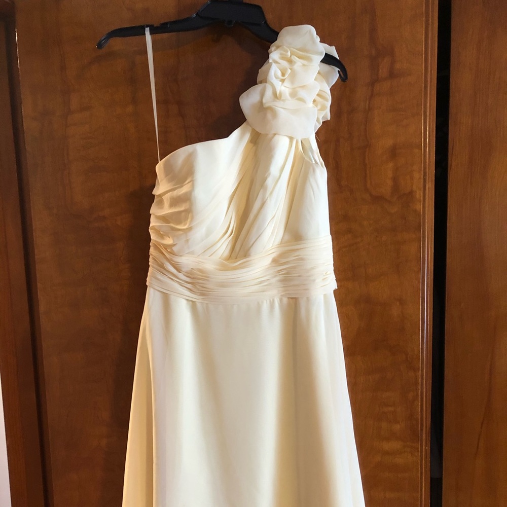 Yellow one shoulder dress